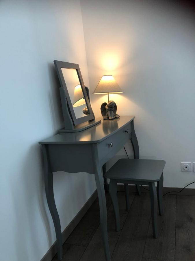 Le Defi Apartment Fouras Phòng bức ảnh
